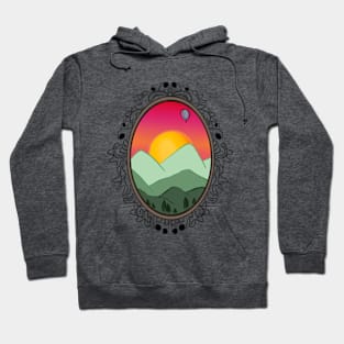 Mountainside brooch Hoodie